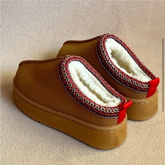Suede Platform “Tazz” Slippers - Picture 3 of 4